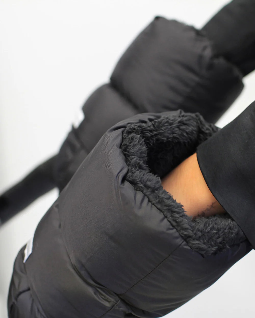 7 AM Warmuffs Plus - Gants pour poussette - Collection Peluche - Noir