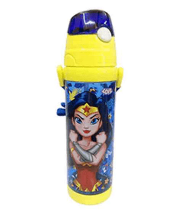 Danawares - Danawares Wonder Woman Bottle with Strap & Push Button Cover - 650ml