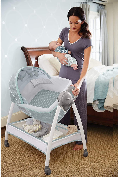 Graco® - Graco Dream Suite™ Bassinet & Changer- Lullaby