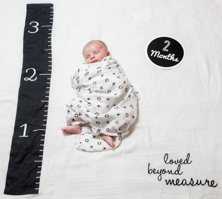 Lulujo® - Lulujo Baby's First Year Blanket & Milestone Cards "Loved Beyond Measure"